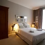 Nocleg ze śniadaniem Du Square, Luxury Paryż
