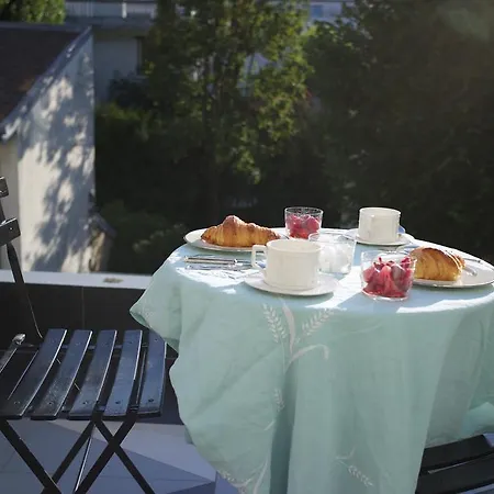 Du Square, Luxury فندق مبيت وإفطار 2*