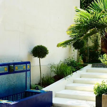 فندق مبيت وإفطار Du Square, Luxury 2*
