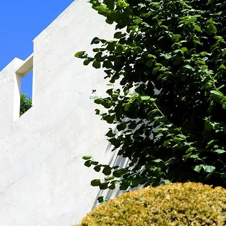 فندق مبيت وإفطار Du Square, Luxury 2*