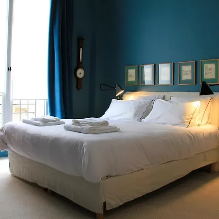 فندق مبيت وإفطار Du Square, Luxury