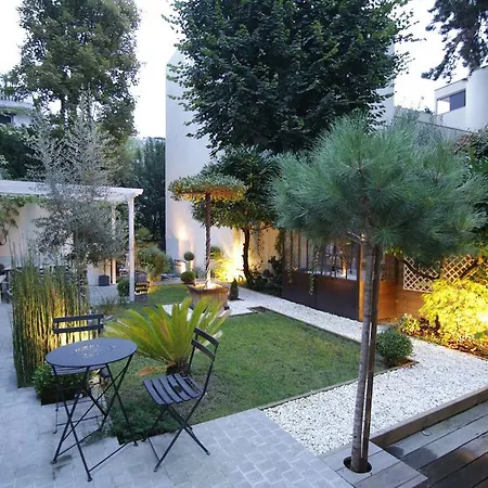 Panzió Du Square, Luxury Párizs