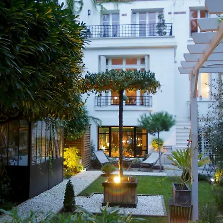 فندق مبيت وإفطار Du Square, Luxury