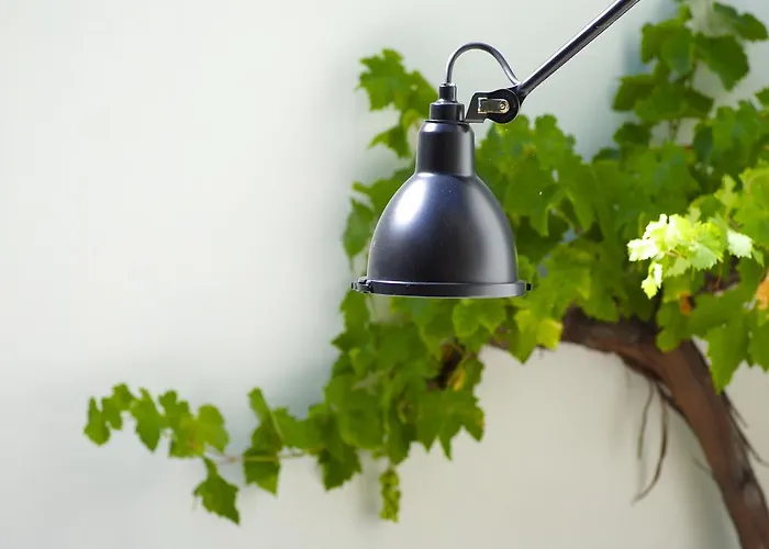 Du Square, Luxury Paris