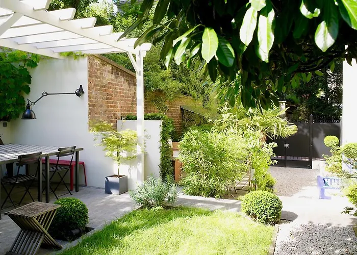 Du Square, Luxury Paris