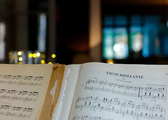 Oda ve Kahvaltı Du Square, Luxury