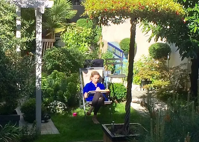 Du Square, Luxury 4*