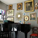 Bed & Breakfast Du Square, Luxury 4*