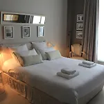 Du Square, Luxury Paris
