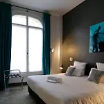 Bed & Breakfast Du Square, Luxury 4*