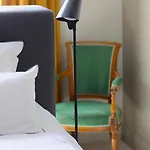 Bed & Breakfast Du Square, Luxury Paris