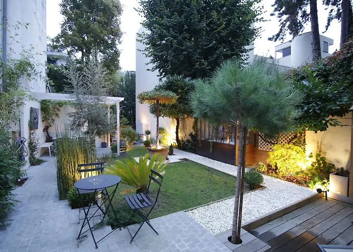 Panzió Du Square, Luxury Párizs