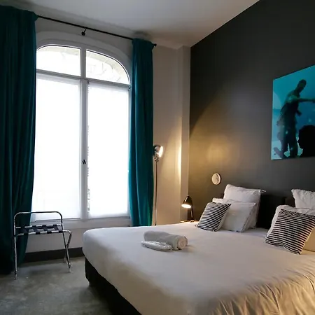Bed & Breakfast Du Square, Luxury 4*